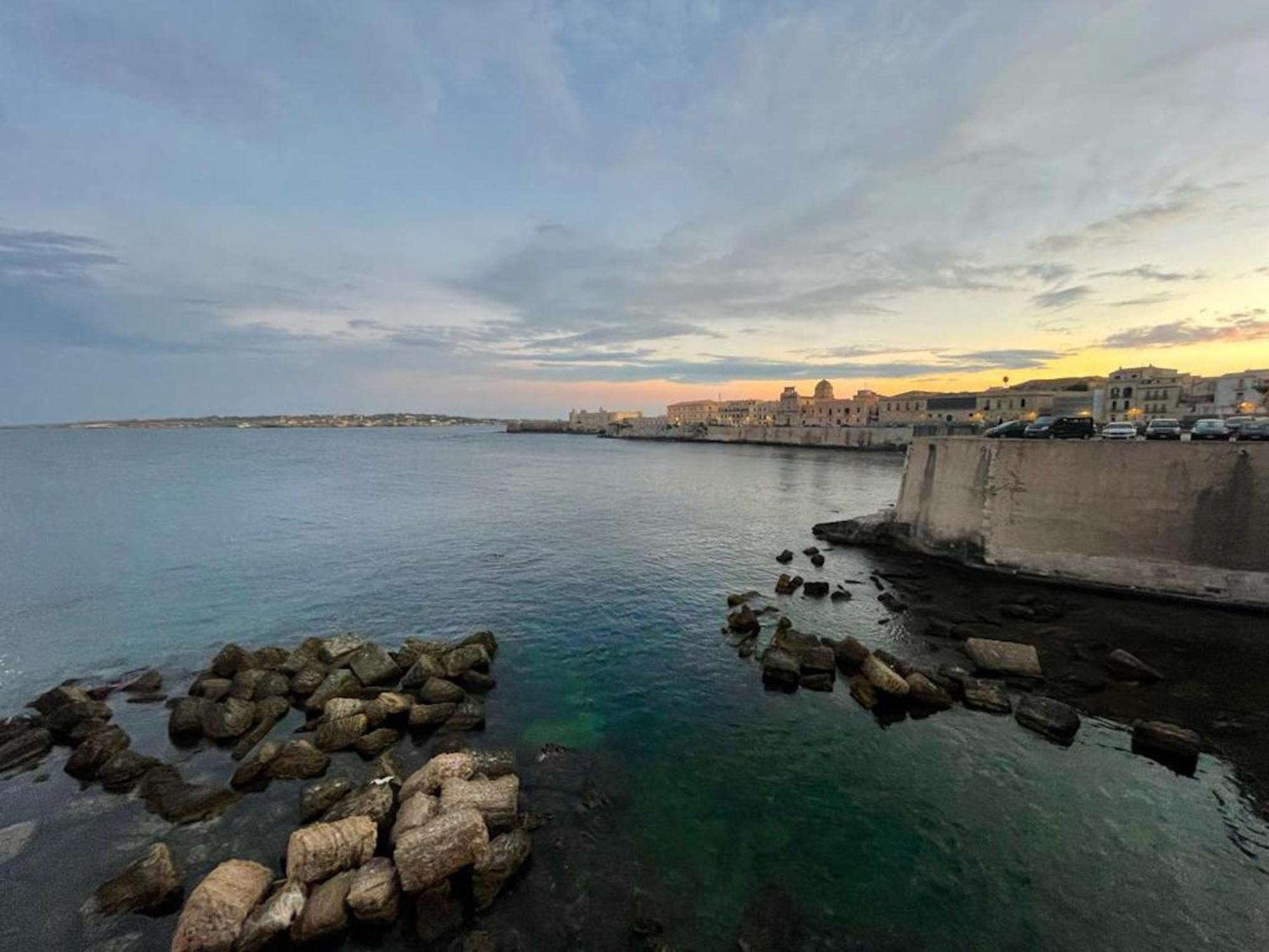 סירקוזה Home Isola Di Luce מראה חיצוני תמונה