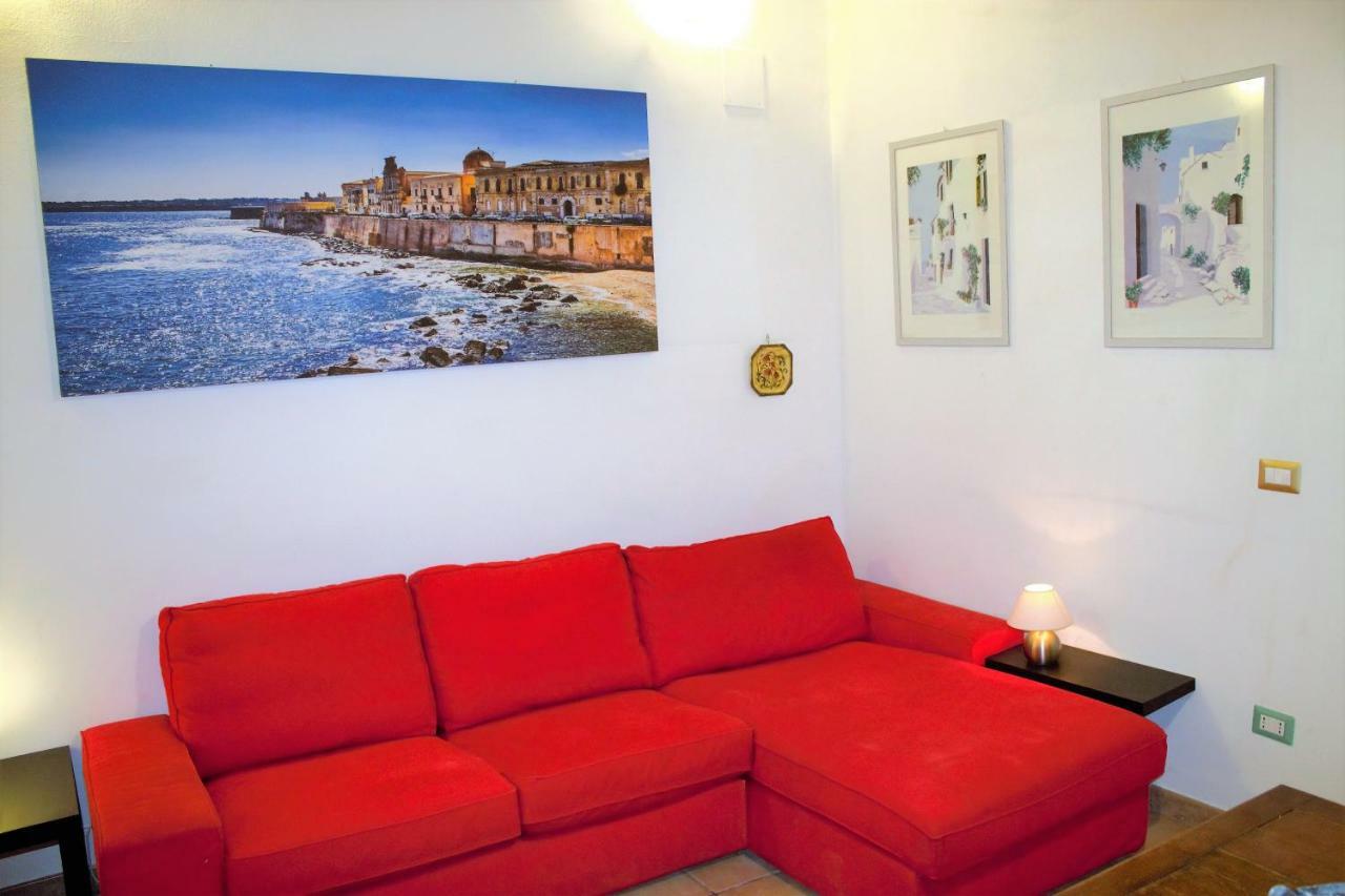 סירקוזה Home Isola Di Luce מראה חיצוני תמונה